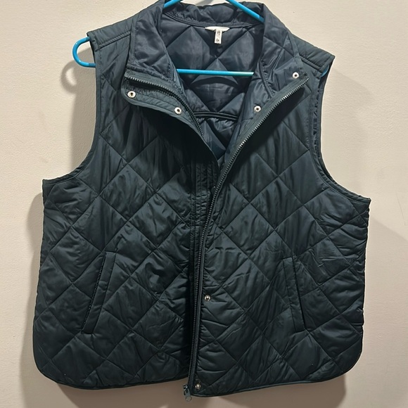 Maurice’s Vest - Picture 1 of 3